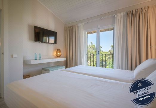 Blau Colonia Sant Jordi ResortOver view