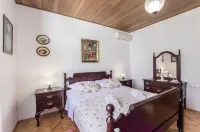 Holiday Home Villa Spilla Hotels in Jelsa
