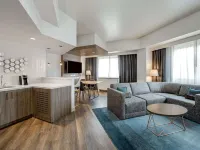 Sonesta Columbus Downtown Hotels near Center of Science and Industry (COSI)