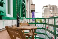 Central Pearl by Nono Ban Rooms