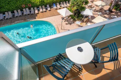 Hotel Canada Palace Hotels in Calafell