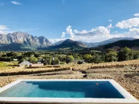 La Cotte Orchard Cottages - parking
