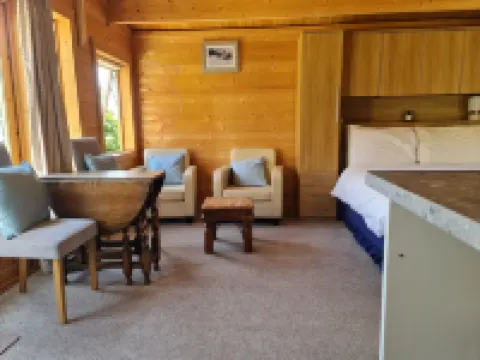 Pet Friendly Private Cabin Town Eurotunnel Beach Hotels in Hythe