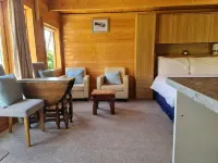 Pet Friendly Private Cabin Town Eurotunnel Beach Hotels in Hythe