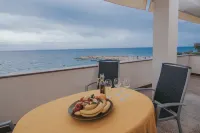 Pool Apartments Tolo - WLAN
