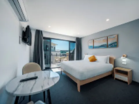 Mollymook Shores Hotels in Mollymook