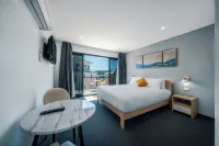 Mollymook Shores Hotels in Mollymook