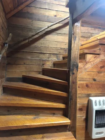 Family cabin with whirlpool tub (cabin #2)