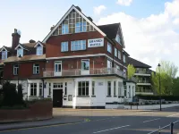 Uno Thames Hotel Maidenhead -Reopened Brand New Again -FREE PARKING Hotels in Maidenhead