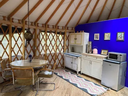 Yurt in Woods of Western Catskills