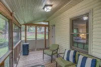 The Dogwood Cottage on Lake Guntersville