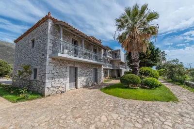 Kastro Maini Hotels in Areopoli