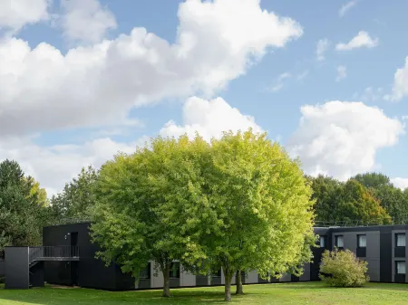 Hôtel Mercure Caen Côte de Nacre Отели в г. Коломбель