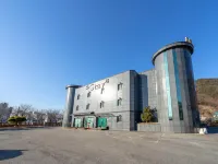 Gapyeong the Stay Hotel Hotels near Cheongpyeong