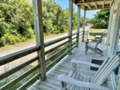 Charming Villa with Sunset Decks and Whirlpool Tub - Inviting Escape