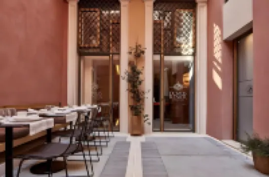 Domus Renier Boutique Hotel