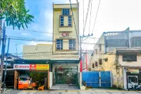 Urbanview Os Residence Medan by RedDoorz Các khách sạn ở Medan Kota