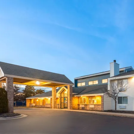AmericInn by Wyndham Oscoda Near AuSable River