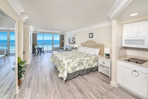 Private Balcony with Cozy Kitchenette - Stunning Ocean View