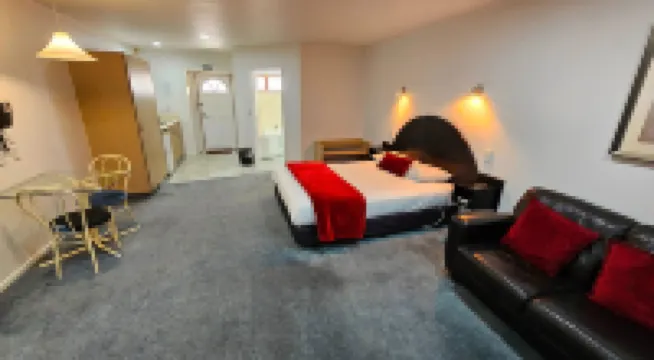 Valdez Motor Lodge