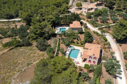 Aresti Mountain Resort - Villas