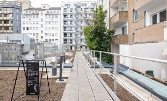 Numa Düsseldorf Leo