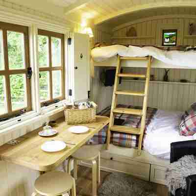Morndyke Shepherds Huts Rooms