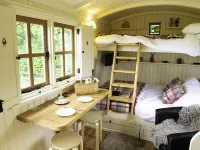 Morndyke Shepherds Huts Hotels in Thirsk