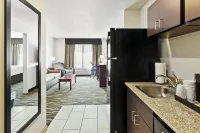 Cobblestone Hotel & Suites - Wickenburg Hotels near The Jail Tree