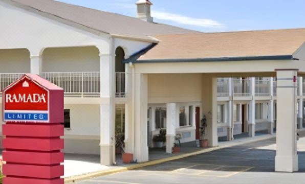 Red Lion Inn & Suites Junction City