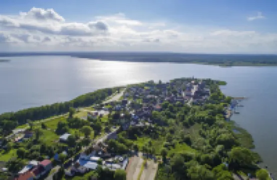 Beautiful Holiday Home in Nowe Warpno-Jagoda with Garden