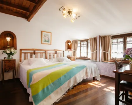 Moncloa de San Lázaro Hoteles en Cacabelos