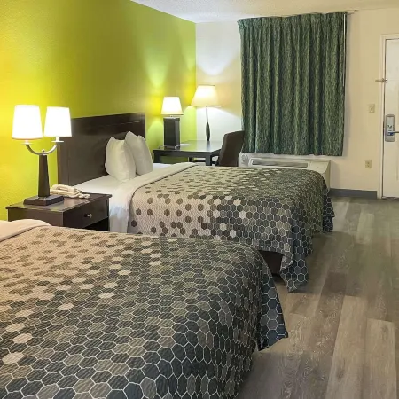 Econo Lodge Inn & Suites Sweetwater I-20