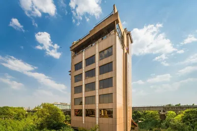 Hotel Peninsula Redpine Các khách sạn ở Mumbai