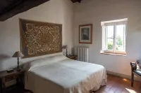 House with pool. Idyllic setting in hills near Lucca and coast WiFi Aircon Pescaglia otelleri