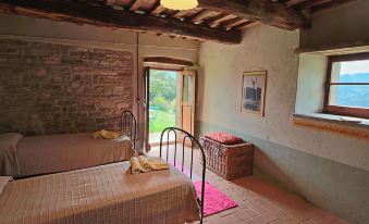Holiday Home in Apecchio with Pool & Terrace