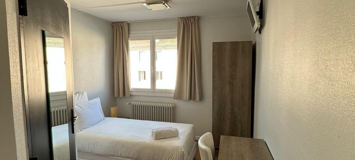 Hôtel le Costellan Hotele w: Ain
