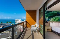 Sea Avenue Hotel - Scenic