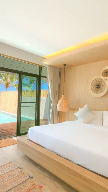 วิลล่าสิรารุณติดชายหาดพร้อมสระว่ายน้ำ