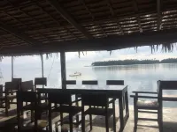 Baloho Beach Hotel Hotels in Fanayama