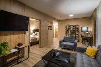 Kistücsök Food & Room Hotels in Balatonszemes