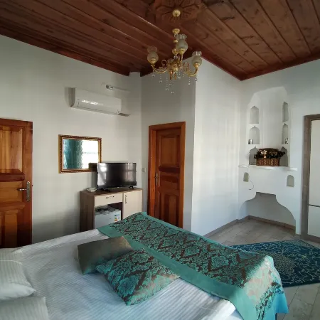 Şehrizade Konakları