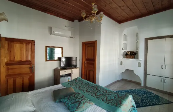 瑟裏札迪亞力瑟酒店