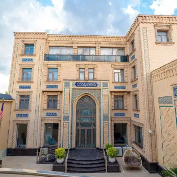 Shohjahon Palace Hotel & Spa Hotels near Registan