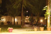 Silver Sand Sentinel Hotel a 