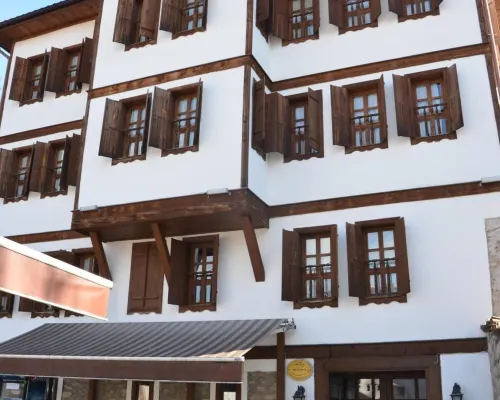 Ebrulu Konak - Special Class Hotels in Akcasu Mahallesi