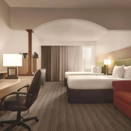 Country Inn & Suites by Radisson, Eagan, MN