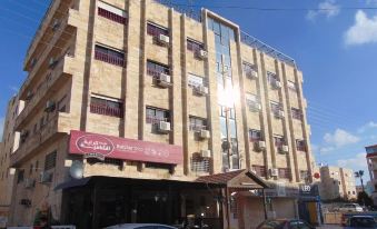 Al-Nujoom Hotel Suites