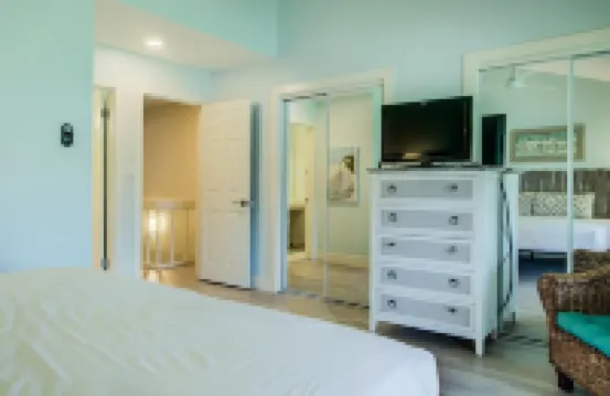 2 C, Three Bedroom Townhome