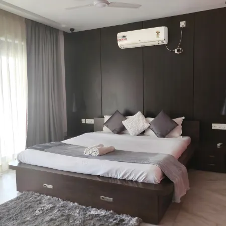 Tatvam Residency Отели рядом с достопримечательностью «Саенс Сити»